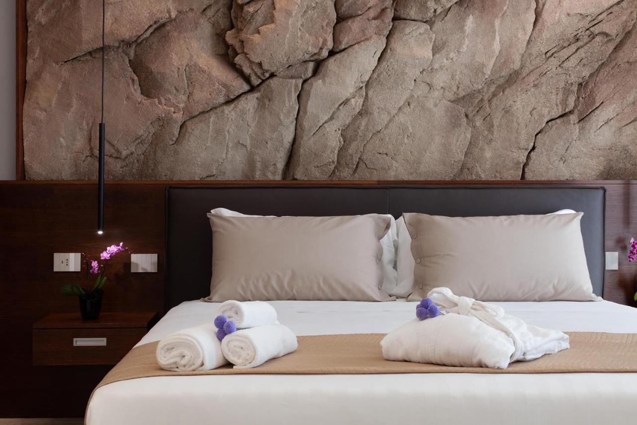 Palazzo Ferrucci Luxury Suites Cagliari Luaran gambar