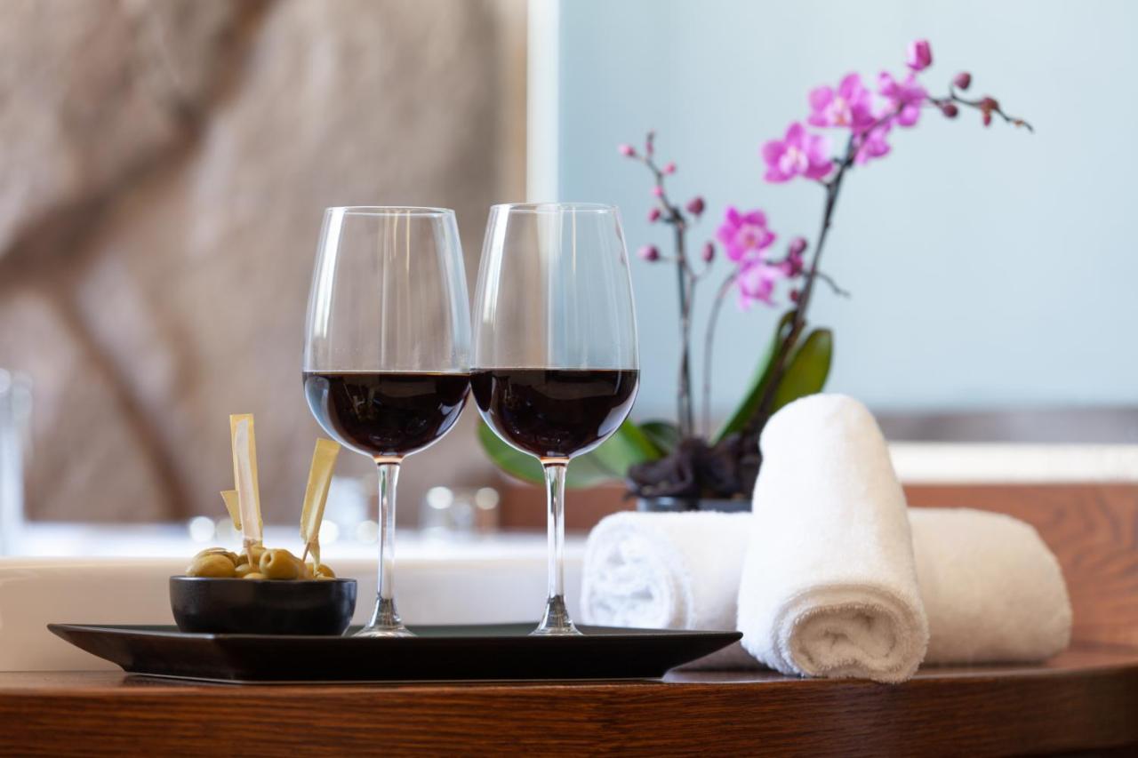 Palazzo Ferrucci Luxury Suites Cagliari Luaran gambar