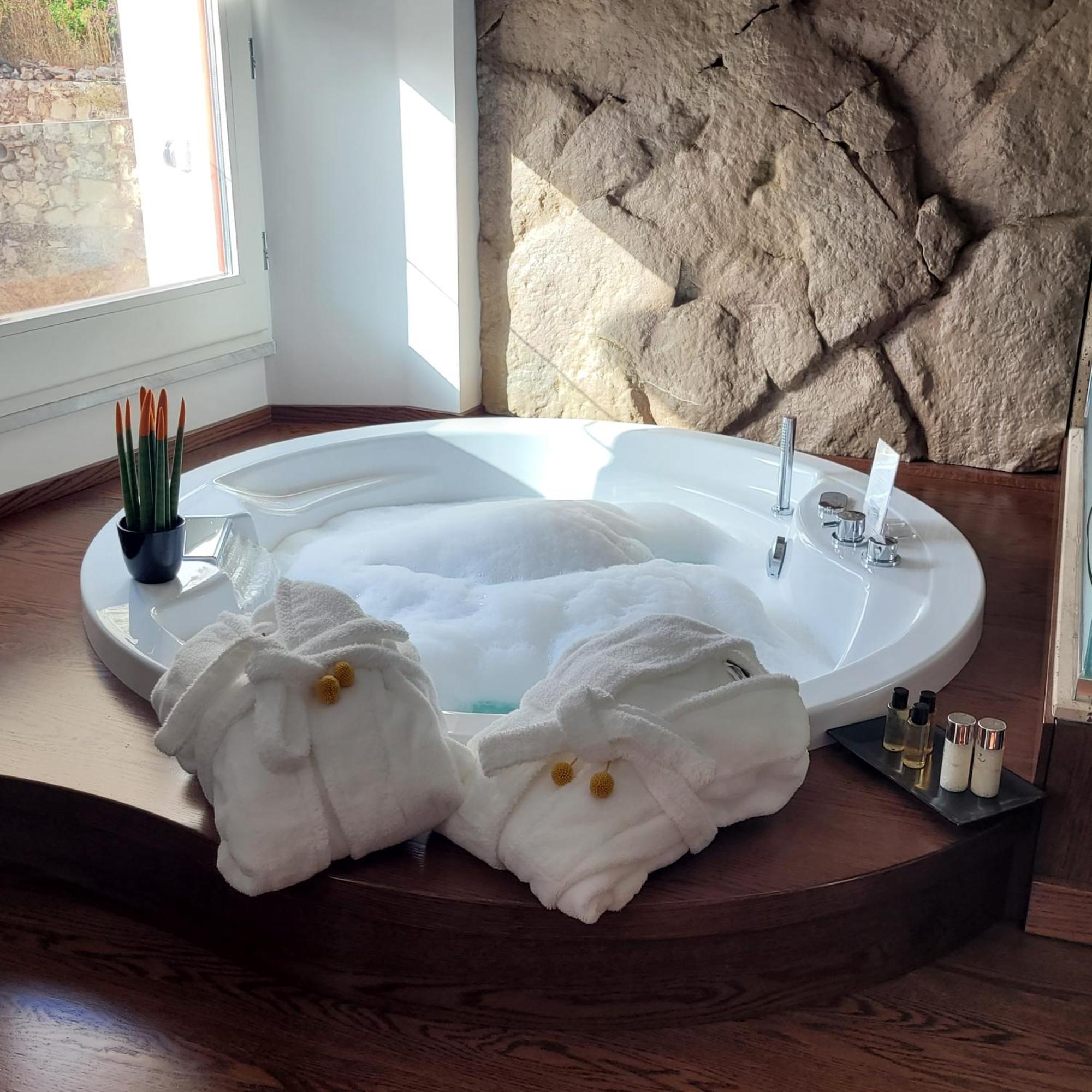 Palazzo Ferrucci Luxury Suites Cagliari Luaran gambar